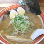 ○一 長ニ郎 - みそラーメン + くんせい玉子