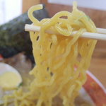○一 長ニ郎 - 麺のアップ