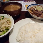 山海亭 たんや もうもう - 牛すじ煮込み定食