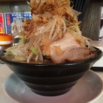 爆食ドラララ - 魚節ドラララーメン８８０円　横から