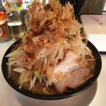 爆食ドラララ - 魚節ドラララーメン８８０円　上から