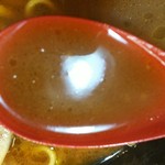 家系ラーメン とらきち家 - レンゲが止まらない！！(゜ロ゜ノ)ノ