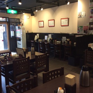 充実のテーブル席