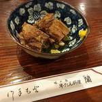 牛たん料理 閣 - お通し　たんの角煮