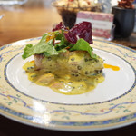 欧風バル・マザン - 豚ヒレ肉とレンズ豆のカレー風味(980円)