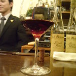 Wine Bar Ninomiya Sjr． - ●１９７７ＡＣポムロルは輝くルビー色。