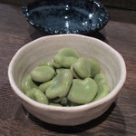 Jinya - 空豆(大皿から) 500円