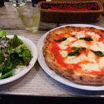 PIZZA&WINE BAR MARCATO - マルゲリータ