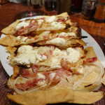 煮こみや なりた - タルトフランベ