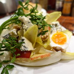 煮こみや なりた - アンディーブのサラダ