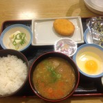 松乃家 - 豚汁定食納豆＋コロッケ