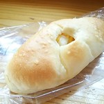 手造りパン工房 松風 - 塩バターコーンパン モカパン 324円