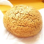 手造りパン工房 松風 - 塩バターコーンパン モカパン 324円