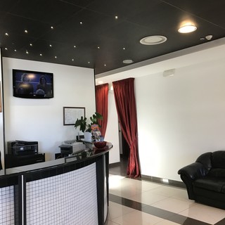 His Majesty Hotel -