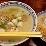 香港麺 新記 - 