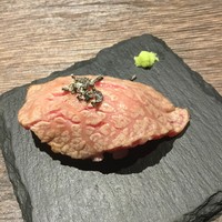 鉄板焼きgrow 上野店 - お通しがあぶり寿司