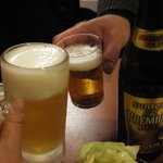 もつ千 - 生ビールで乾杯！