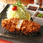 Grill Dining CRESCENT - 岩井愛情豚ロースカツセット　￥1550～