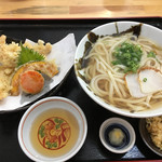 麺匠 くすがみ - とりささみ天麩羅うどん750円