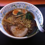 ホロホロラーメン - 醤油ラーメン 190円