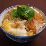 ケーティーズパパ - 上質なお肉を手軽にどんぶりで　　ヒレかつ丼　￥1080  