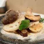 よし春 - 新蓮根としいたけしょう油焼き