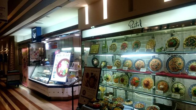 錦糸町駅を見下ろせるカウンターにて By 無芸小食 パステルイタリアーナ 丸井錦糸町店 Pastel 錦糸町 ケーキ 食べログ