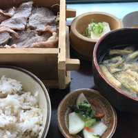 ダイナミックキッチン＆バー 響 カレッタ汐留店  - 