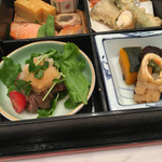レストラン泉の森 - 天ぷらだけが残念な松花堂弁当