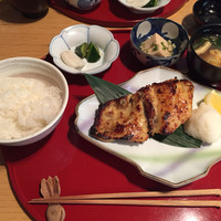 伊豆の旬 やんも 南青山店 - 