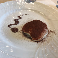 La Brianza - デザートのティラミスは安定した美味しさ。