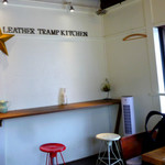 LEATHER TRAMP KITCHEN - ◆店内①