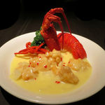 廣東料理 民生 ヒルトンプラザウエスト店 - ロブスターのチーズバターソース　明治おいしい牛乳風味