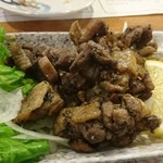 かみ風船 - 地鶏の炭火焼き・６８０円。