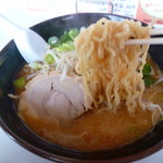 ラーメンとん太 - 高加水札幌麺