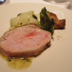 レフェルヴェソンス - 遺産〜 白金豚を薪火で、ふきのとうとブルーチーズニセコ 空、あおさのりと春キャベツ