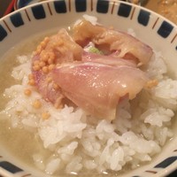 ワノフ - 鯛を乗せて出汁をかけました