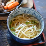 Marumaru Udon - 味噌汁の代わりに小うどん