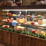 GRANNY SMITH APPLE PIE & COFFEE - ショーケース