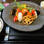 しま咲くら - 黒酢あん定食