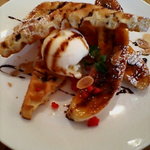 ニワトリカフェ - ニワトリワッフル