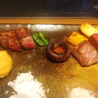 神戸牛ステーキ Ishida. 本店 - 