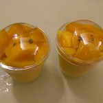 CAFE 8 DEGREES - マンゴープリンです。(2017年3月)