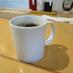 エッグスンシングス - コナコーヒーはマグカップで