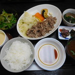 オリーヴ焼￥1058-