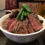 TOKYO ステーキ丼 ガブス - ガブスステーキ丼 ダブル盛り（1080円）