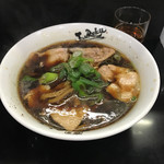 中華そば全景。