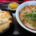 Yakiniku Shokudou Araie - カツ丼(玉子) チャーシューメン