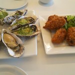 ガンボ＆オイスターバー - 素焼きと牡蠣の香草ガーリックバター焼き  カキフライ