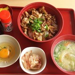 ジョイフル - すたみな豚丼（豚汁に変更）